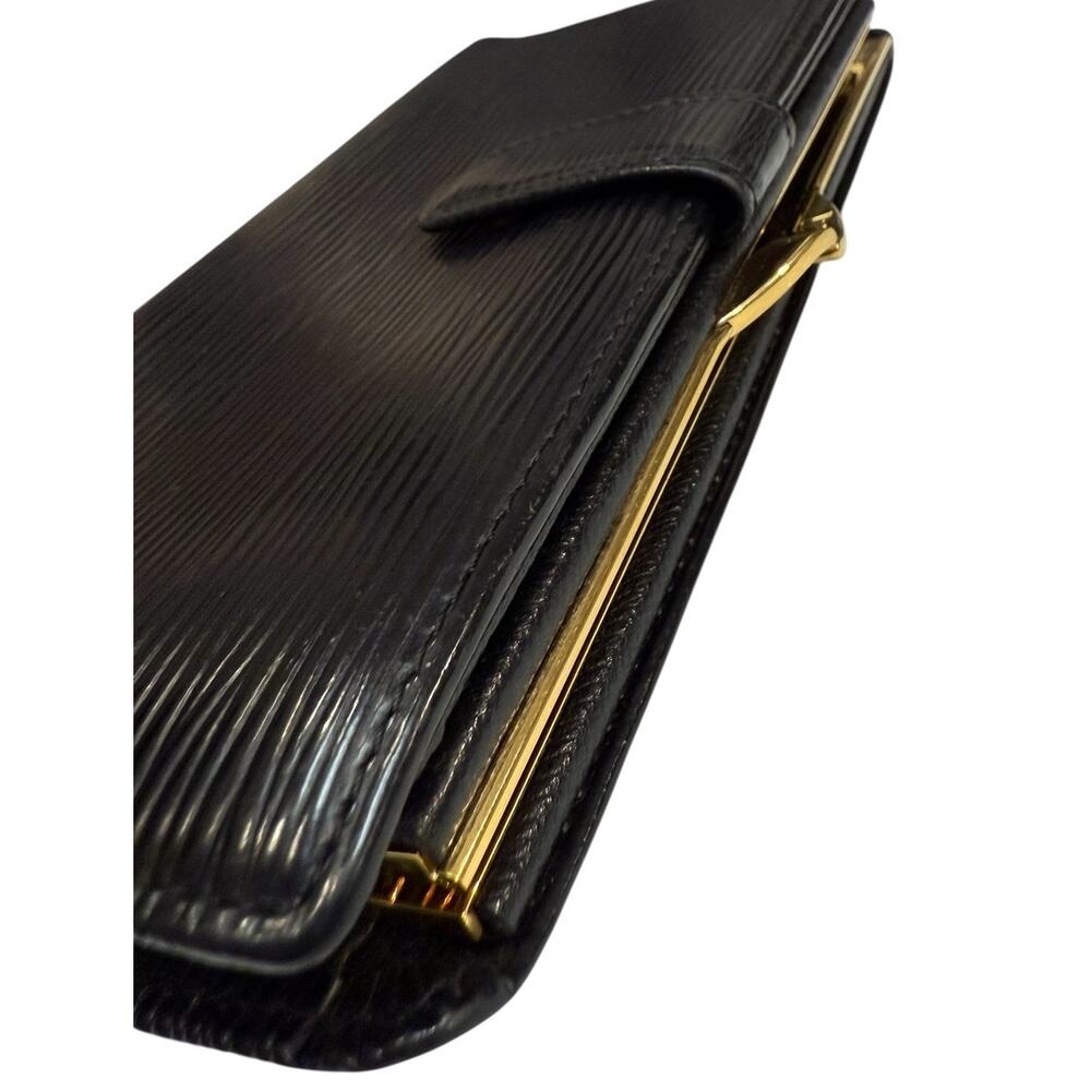 Louis Vuitton Long Black Epi Long Wallet - Picture 1 of 10